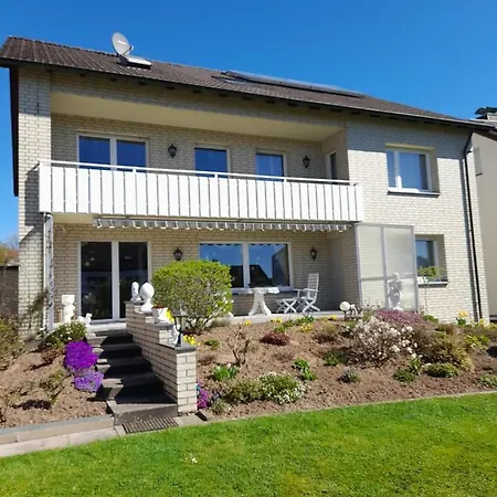 Habitación en casa particular Und Gaestezimmer Iburgblick *