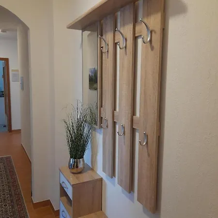 Und Gaestezimmer Iburgblick منزل للإقامة *