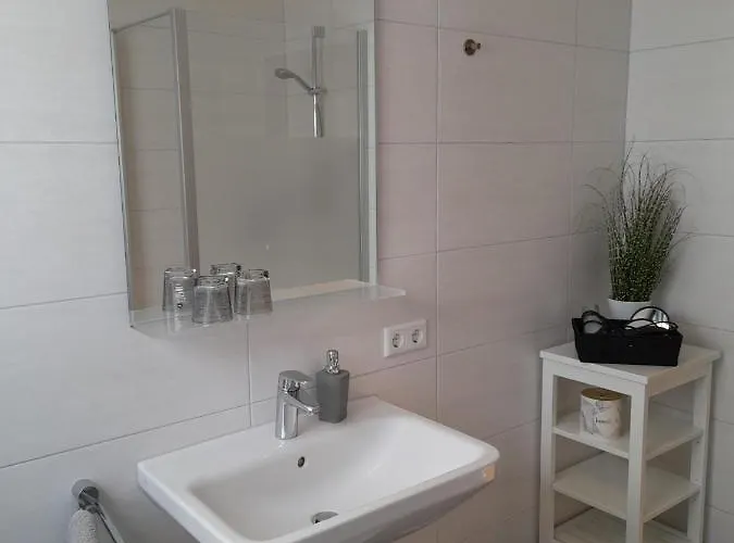 Und Gaestezimmer Iburgblick * Bad Driburg