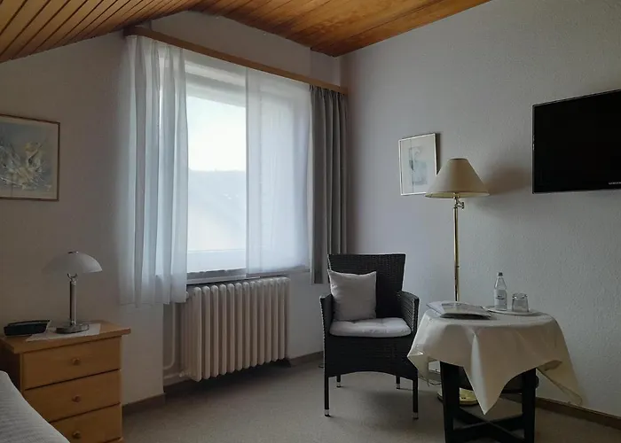 Und Gaestezimmer Iburgblick Pansiyon *