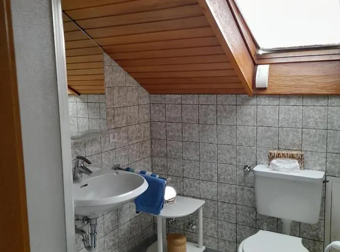 Ubytování v soukromí Und Gaestezimmer Iburgblick *